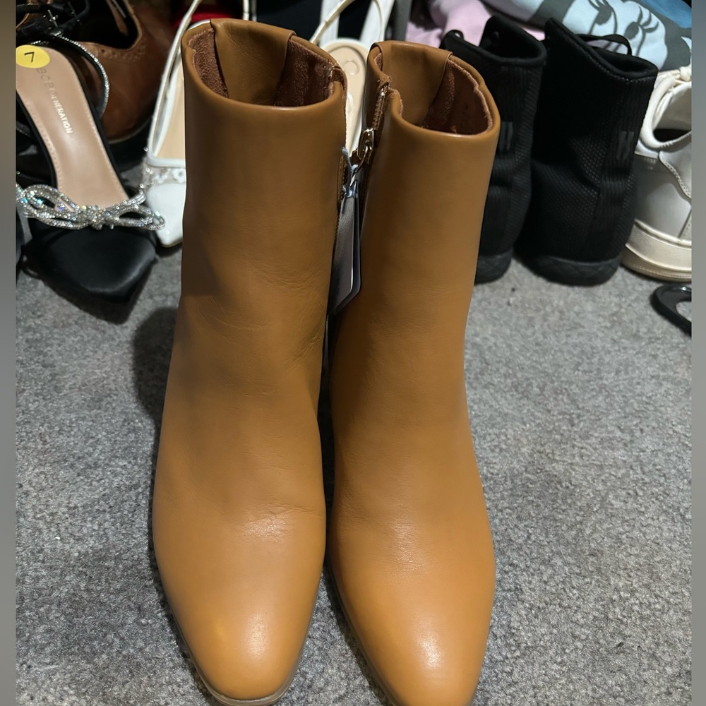 Aerosoles Madera Bootie - Picture 3 of 16